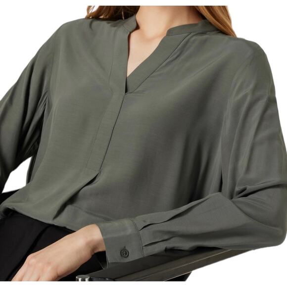 Old Navy Ancient Forest Green Popover Style V-Neck Blouse, Size Large - Picture 2 of 16